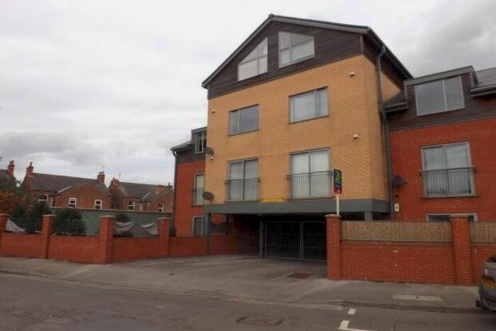 2 Bedroom Flat To Rent In Morris Street, Nottingham, NG4