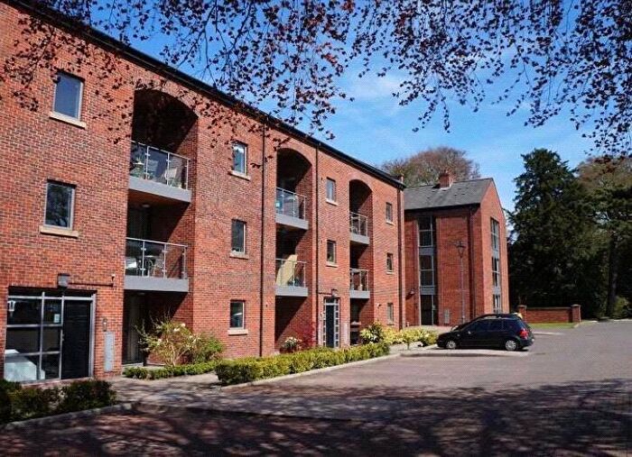 2 Bedroom Apartment To Rent In Philip Godlee Lodge, Didsbury, Greater Manchester, M20
