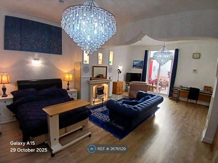 2 Bedroom Terraced House To Rent In Southfield Road, Middlesbrough, TS1