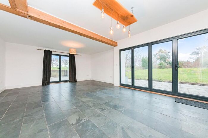 4 Bedroom Property For Sale In Stoneham, Lower Stoneham, BN8