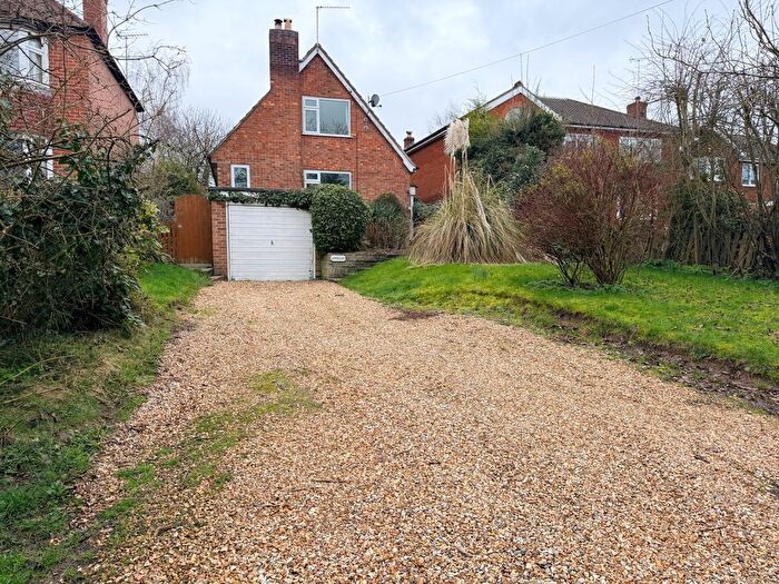 3 Bedroom Property To Rent In Chapel Lane, Burton-On-Trent, DE13