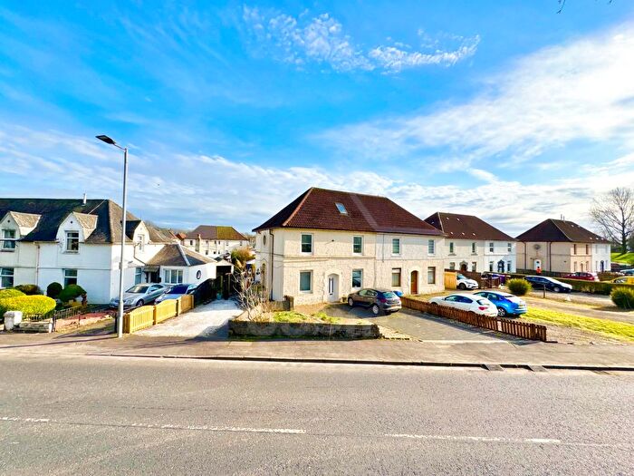 2 Bedroom Flat For Sale In Dalry Road, Kilbirnie, KA25