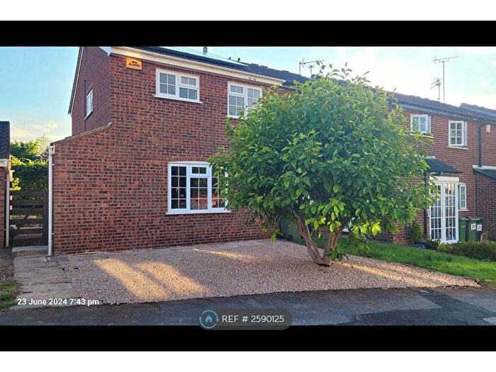 3 Bedroom Semi-Detached House To Rent In Burton Close, Oadby, Leicester, LE2