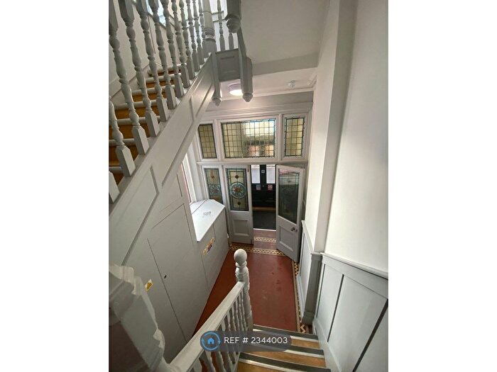 1 Bedroom Flat To Rent In Bank House, West Kirby, Wirral, CH48