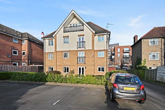 2 Bedroom Flat For Sale In Clarendon Court, Harrow View, HA2