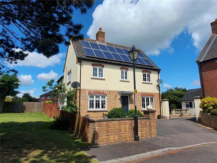 4 Bedroom Detached House For Sale In Granville Way, Sherborne, DT9