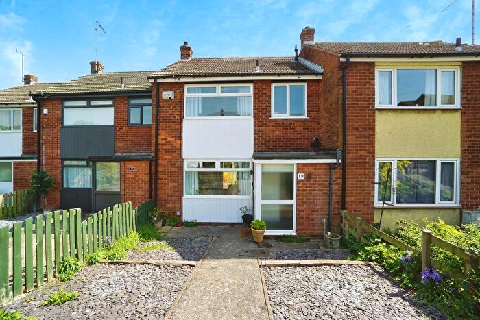 3 Bedroom Terraced House For Sale In Swift Road, Grenoside, Sheffield, S35