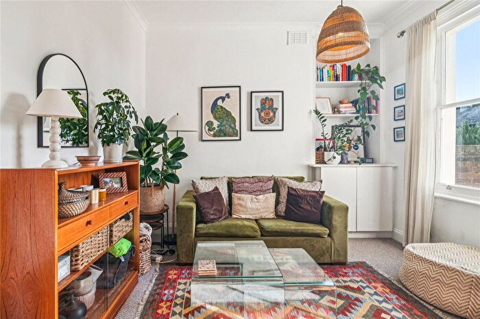 1 Bedroom Flat For Sale In St. Ann's Hill, SW18