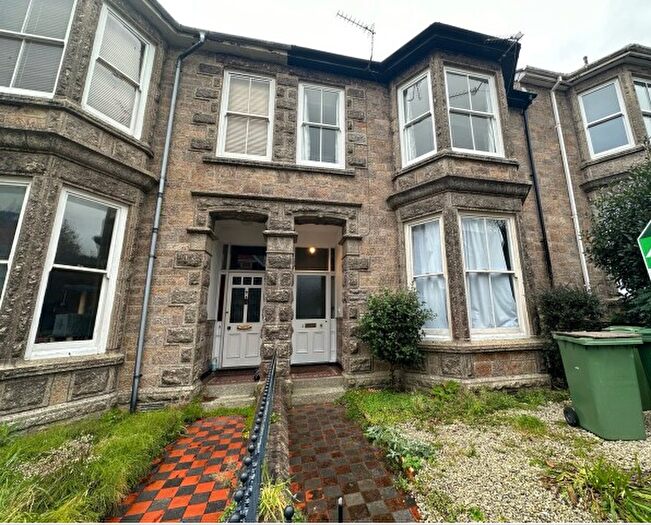1 Bedroom Flat To Rent In Pendarves Road, Penzance, TR18