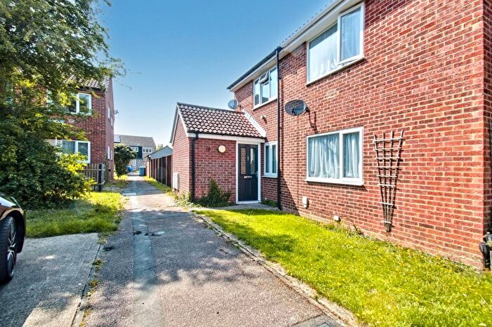 3 Bedroom Semi-Detached House To Rent In Brices Way, Glemsford, Sudbury, CO10