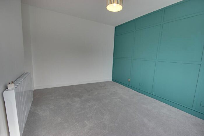 2 Bedroom Apartment To Rent In Old Manor Lawns, Long Lane, Beverley, HU17