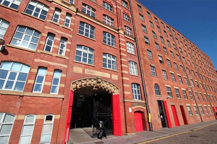 1 Bedroom Apartment To Rent In Os Royal Mills, Cotton Street, Manchester City Centre, Greater Manchester, M4