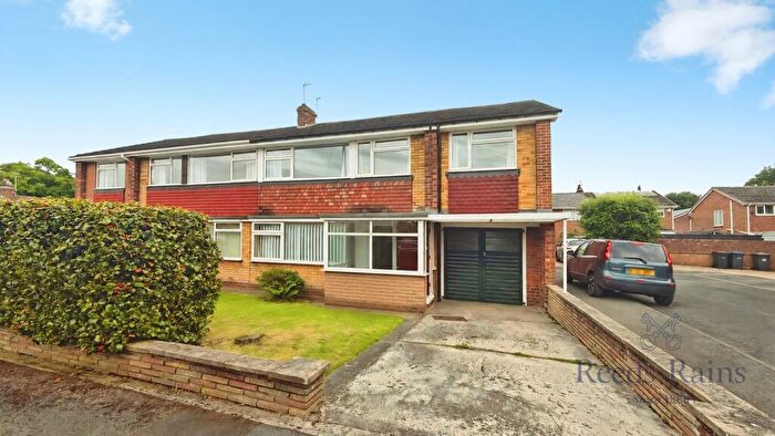 4 Bedroom Semi-Detached House For Sale In Kingsmere, Chester Le Street, Durham, DH3