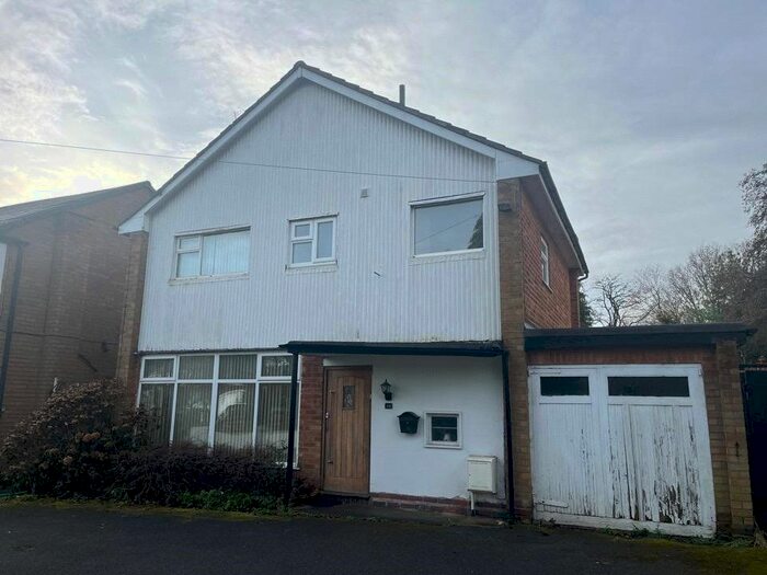 3 Bedroom Detached House To Rent In Dorchester Road, Solihull, Birmingham, B91