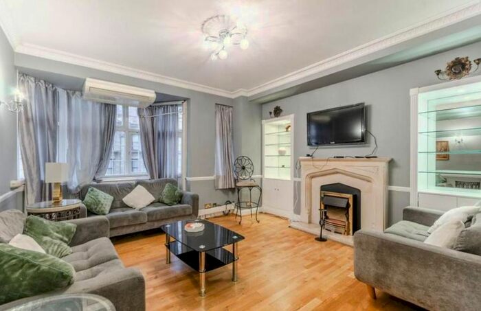 4 Bedroom Flat To Rent In Upper Montagu Street, Marylebone, London, W1H