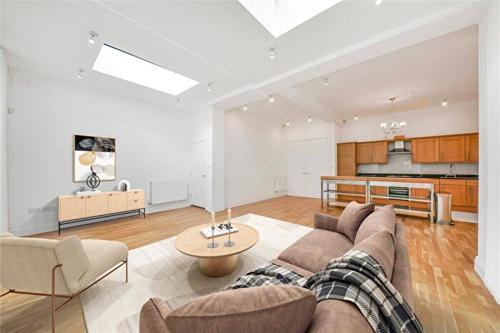 4 Bedroom Apartment To Rent In Glenilla Road, Belsize Park, London, NW3