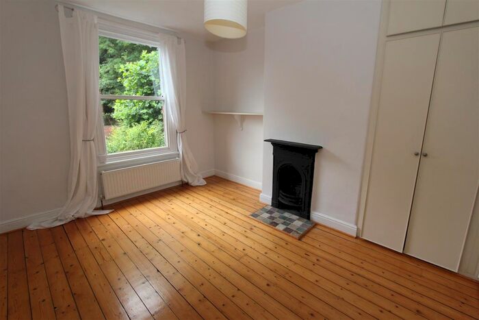 2 Bedroom Terraced House To Rent In Wharfedale Place, Leeds, LS7