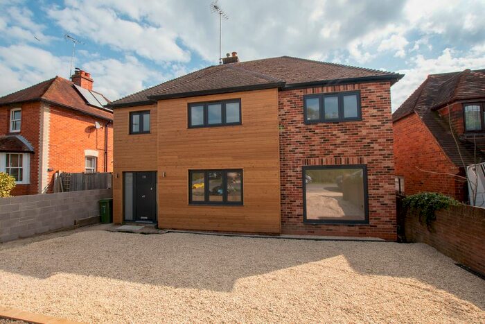 4 Bedroom Detached House To Rent In Belle Vue Road, Henley-On-Thames, RG9