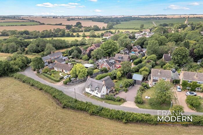 3 Bedroom Cottage For Sale In Chapel End, Great Gidding, PE28