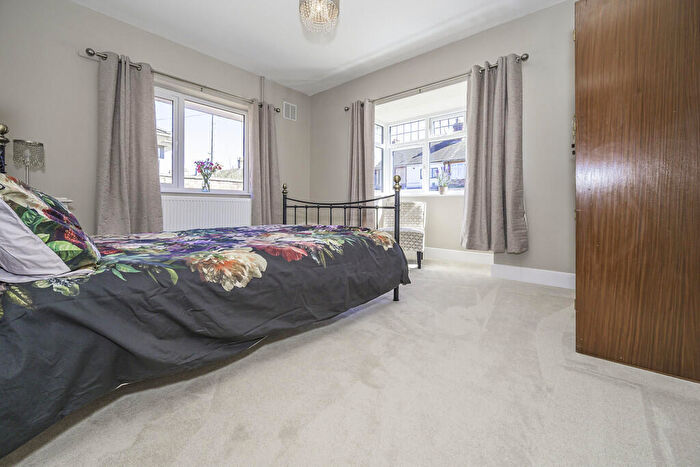 2 Bedroom Detached Bungalow For Sale In London Road South, Lowestoft, NR33