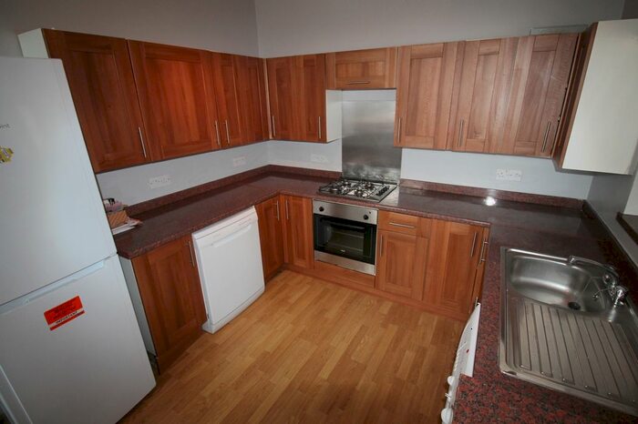 3 Bedroom Semi-Detached House To Rent In Hunters Road, Newcastle Upon Tyne, NE2