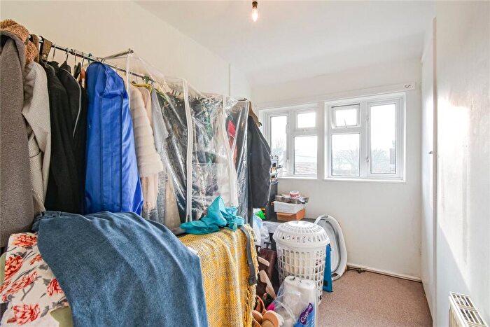 3 Bedroom Terraced House For Sale In Watson Close, Upavon, Pewsey, Wiltshire, SN9
