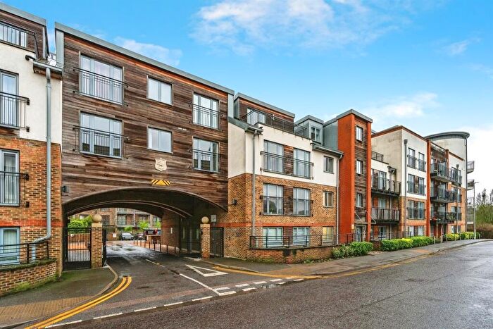 2 Bedroom Flat To Rent In The Waterfront, Hertford, SG14