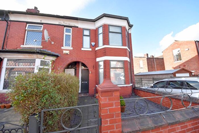3 Bedroom End Of Terrace House To Rent In Graham Road, Salford, M6