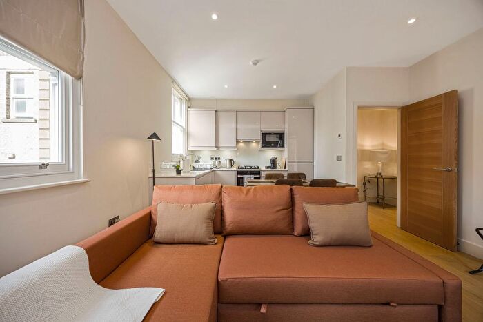 1 Bedroom Flat To Rent In Fitzrovia, W1W