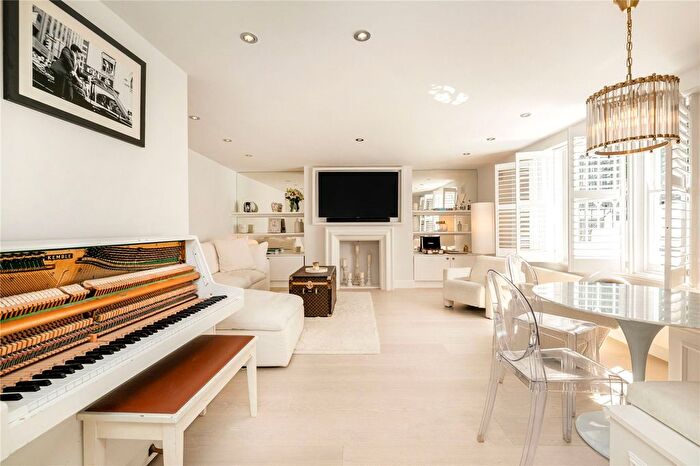 2 Bedroom Flat For Sale In Talbot Road, Notting Hill, London, W2