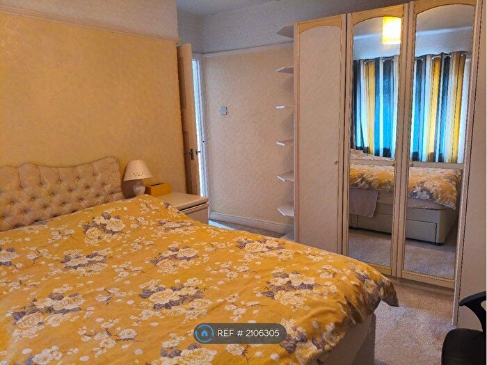 3 Bedroom Semi-detached House To Rent In Langham Road, Stockport, SK4