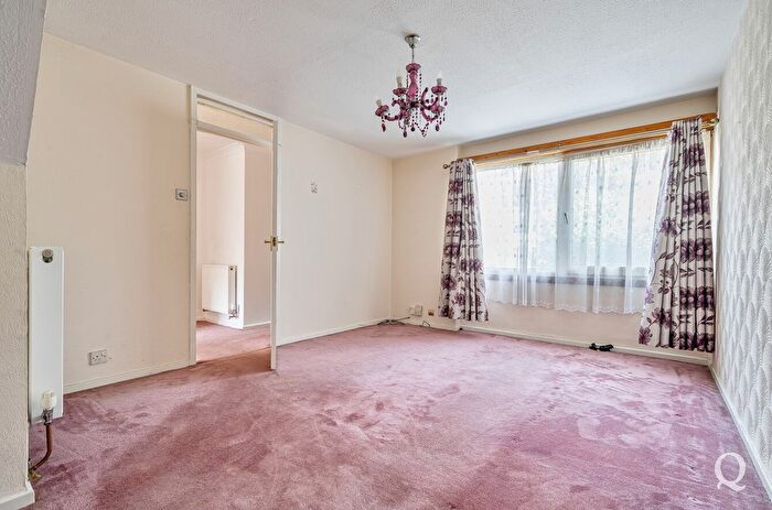 3 Bedroom End Of Terrace House For Sale In Harkness Court, Sittingbourne, Kent, ME10