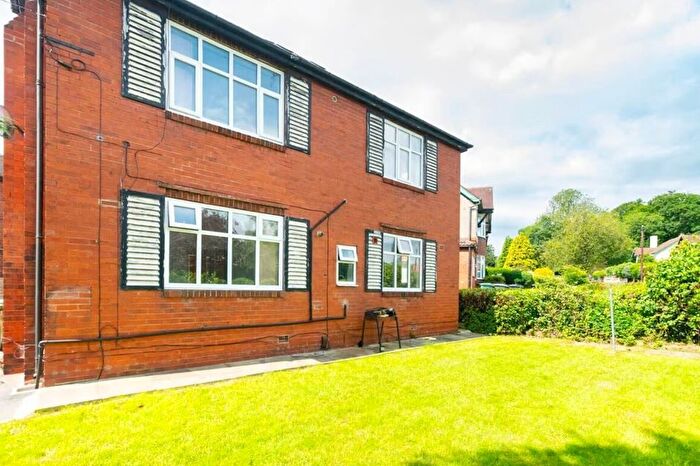 4 Bedroom Property To Rent In St. Chads Drive, Headingley, Leeds, LS6