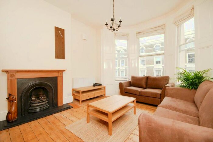 2 Bedroom Flat To Rent In Winchester Road, Swiss Cottage, London, NW3