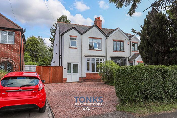 4 Bedroom Semi-Detached House For Sale In Hagley Road, Hayley Green, Halesowen, B63