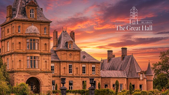 4 Bedroom Character Property For Sale In Wynnstay Hall Estate, Ruabon, LL14