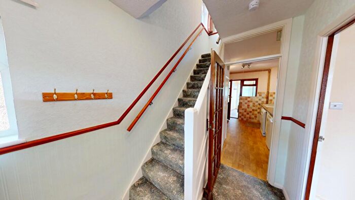 3 Bedroom Semi-Detached House For Sale In Prospect Avenue, Stanford-Le-Hope, Essex, SS17