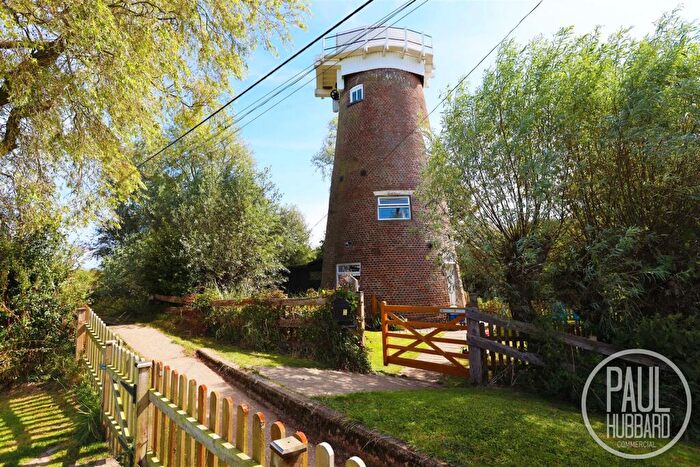 3 Bedroom Guest House For Sale In Riverside, Martham, NR29
