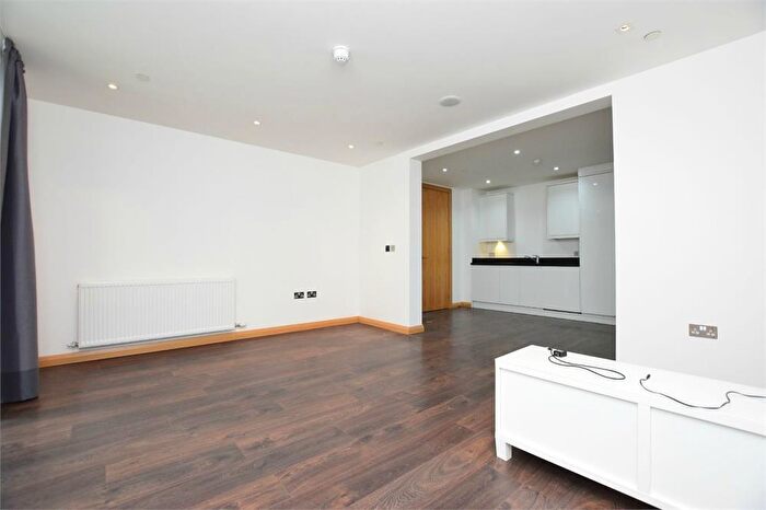 2 Bedroom Flat To Rent In Pinnacle Tower, Fulton Road, Wembley, HA9