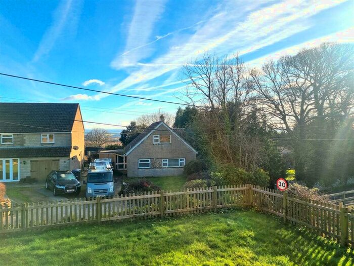 3 Bedroom Detached House For Sale In Monkton Farleigh, Bradford-On-Avon, BA15