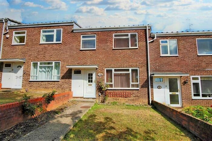 4 Bedroom Property To Rent In Avon Way, Colchester, CO4