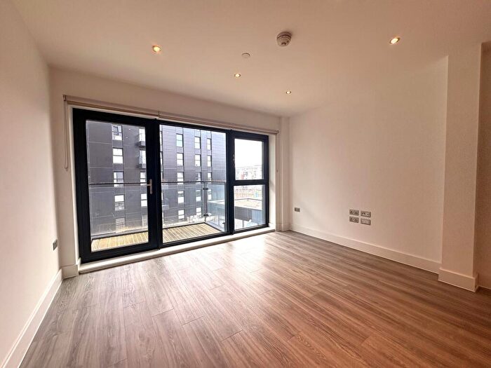 1 Bedroom Apartment To Rent In Waterford House, Bayscape, Watkiss Way, CF11