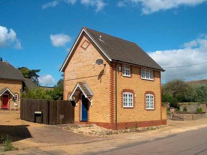 2 Bedroom Detached House To Rent In Bakers Court, Islip, NN14