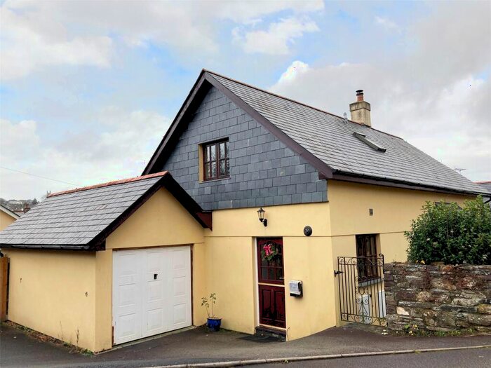 3 Bedroom Detached House For Sale In Foundry Gardens, Wooda Lane, Launceston, Cornwall, PL15