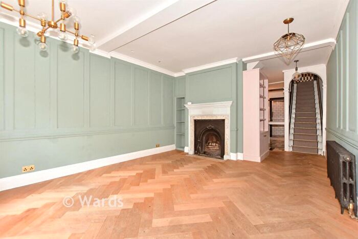 3 Bedroom Town House For Sale In St. Alphege Lane, Canterbury, Kent, CT1