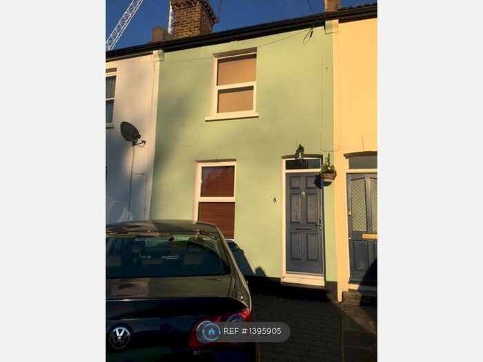 2 Bedroom Terraced House To Rent In Newbury Road, Bromley, BR2