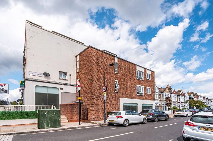 Studio To Rent In Fulham Palace Road, Fulham, London, SW6