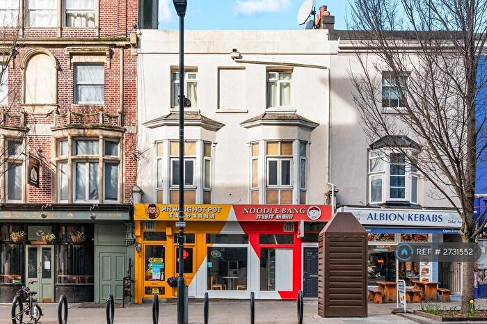 1 Bedroom Flat To Rent In Queens Road, Brighton, BN1