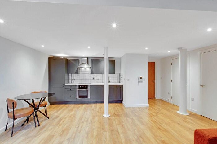 1 Bedroom Apartment To Rent In East Street, Leeds, West Yorkshire, LS9