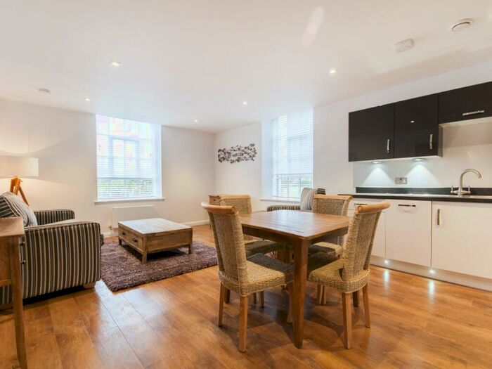 1 Bedroom Apartment To Rent In Mill Street, City Centre, OX2